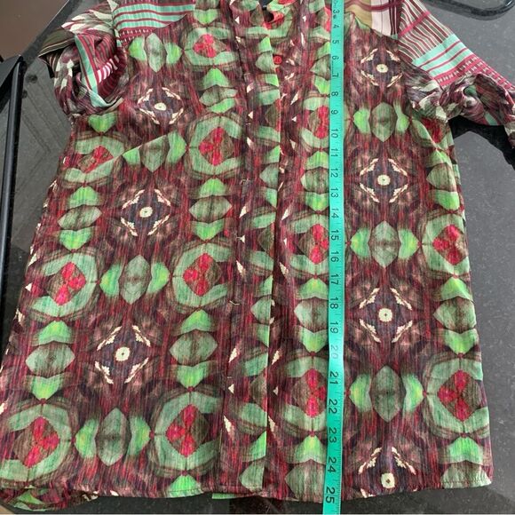 Sacada Abstract Red Green Long Sleeve Button Up Top Size Small - Picture 11 of 15